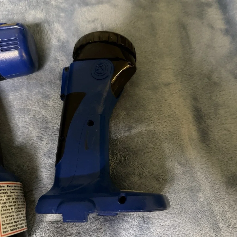 Drill Master 18V Cordless‎ Drill And Flash Light 1 Battery No Charger